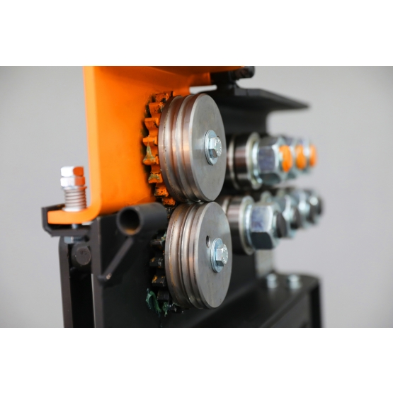 Prościarka PR6/8-7 rolkowa - manualna prościarka do drutu